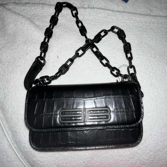 BALENCIAGA BLACK CALFSKIN LEATHER GOSSIP CROSSBODY BAG NWT SEE DESCRIPTION - Picture 8 of 11